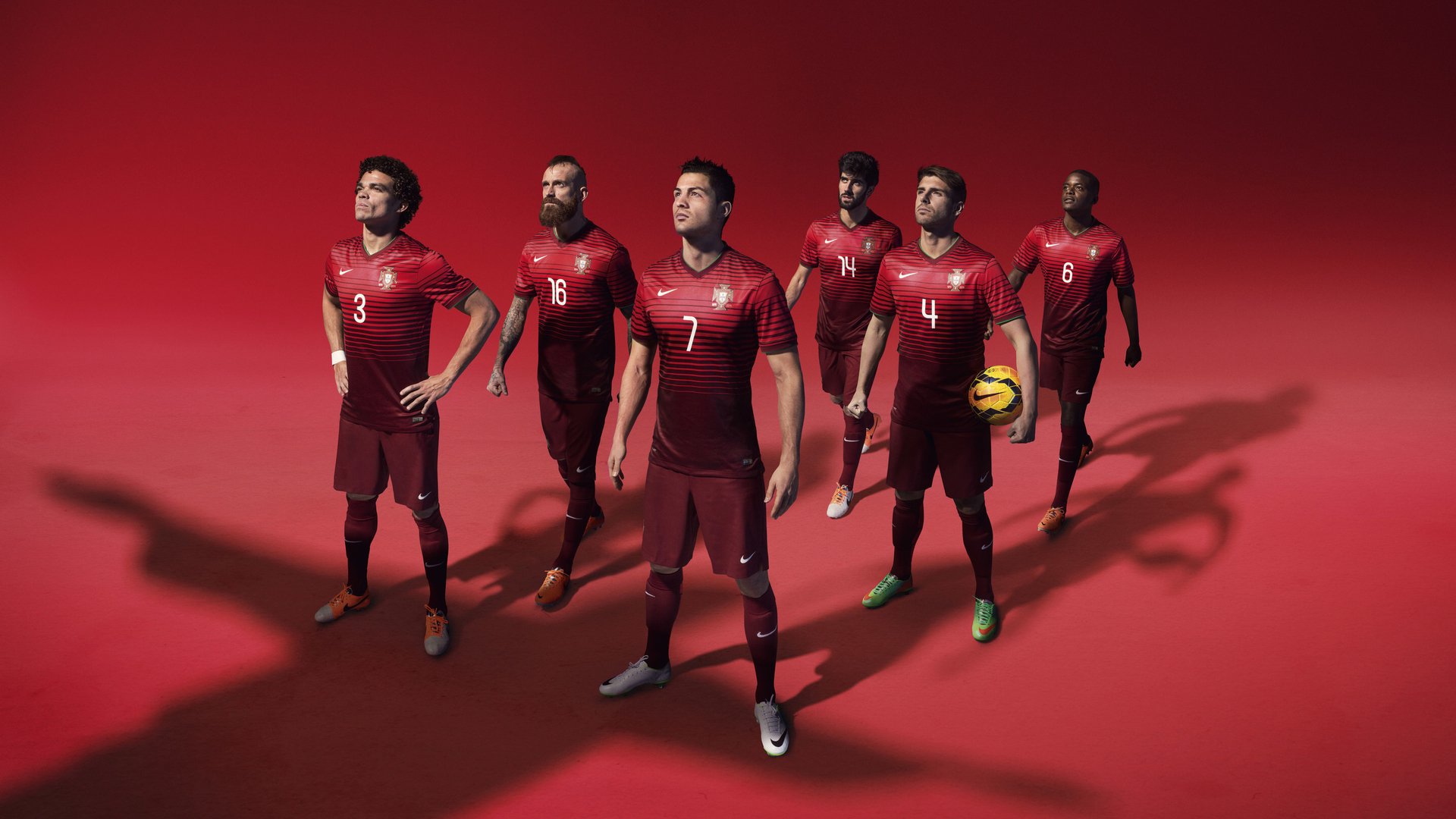 欧博官网-姆巴佩迎来十赛季高光表现，RNG球迷沸腾！